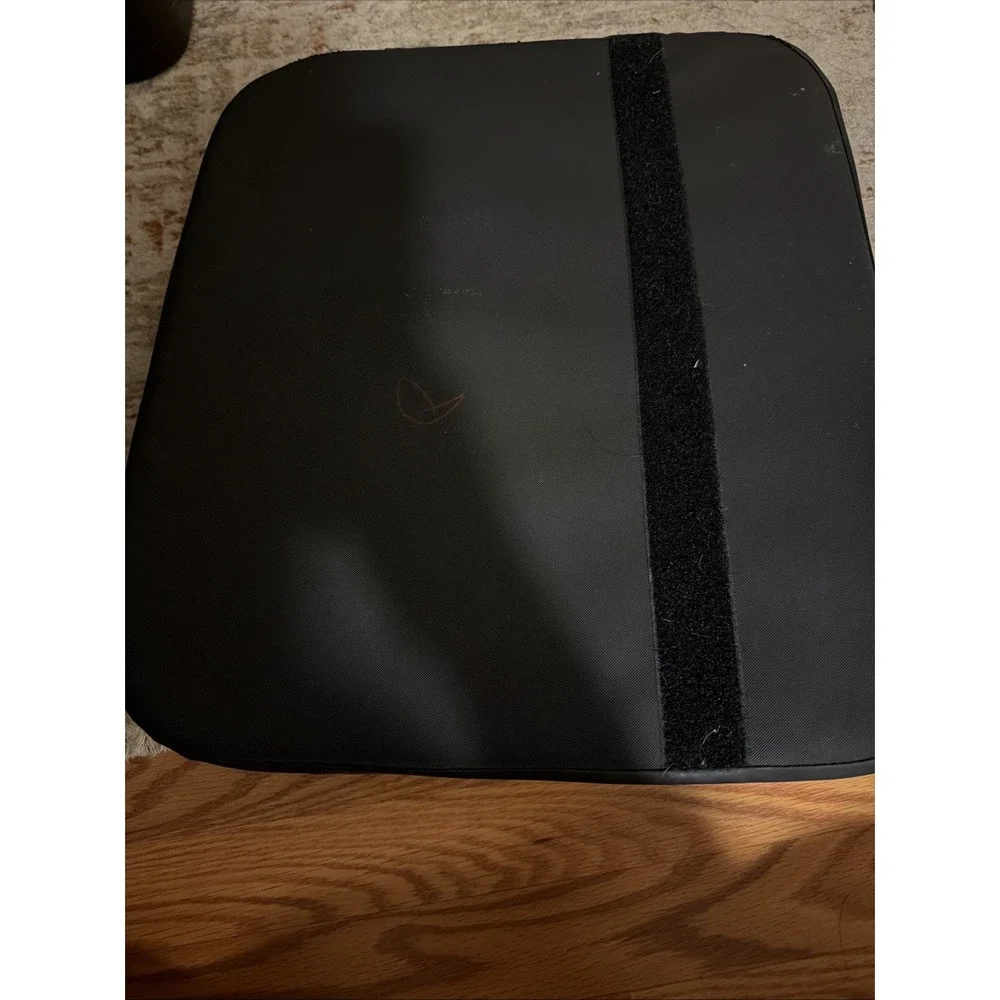 ROHO AIRLITE 18 X 15  X 4 WHEELCHAIR CUSHION GOOD CONDITION